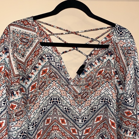 Torrid Tunic 3/4 sleeve size 2 - Picture 2 of 9